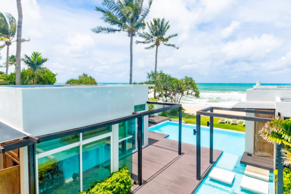 Absolute Beachfront Villa Natai (Aleenta Villa)