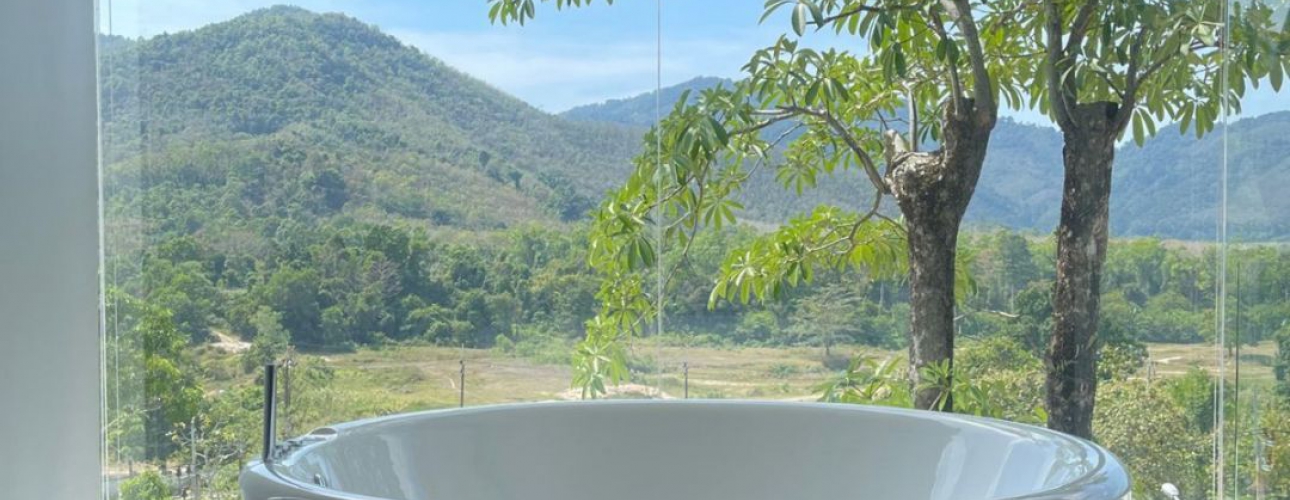 Manick Hillside